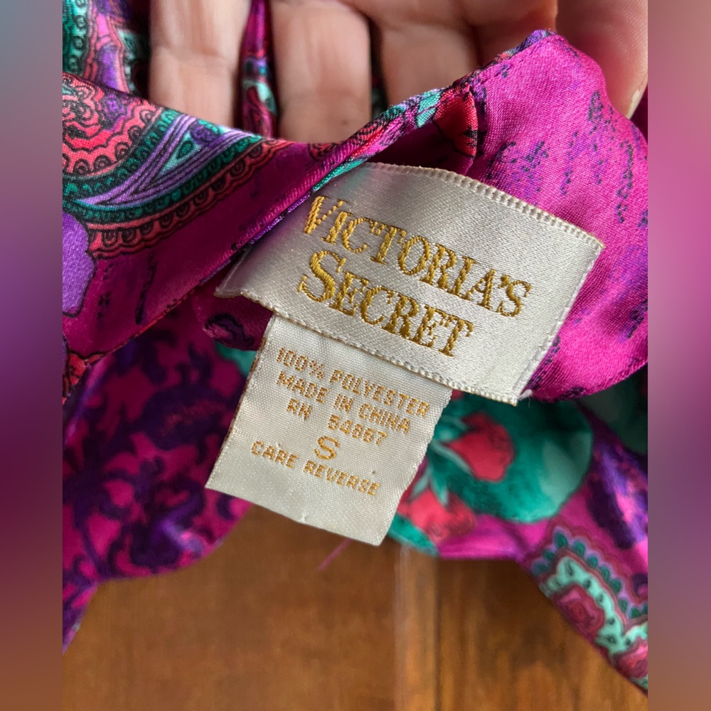 Victorias Secret Vintage Gold Label Satin Slip - Picture 10 of 13